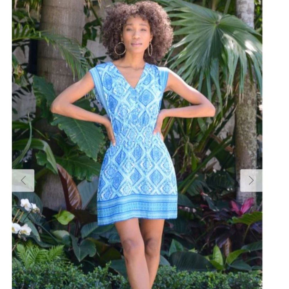 NWOT Walker & Wade Aqua Diamond Anna Dress Smocked S